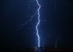 Штормовой ветер с грозой ожидаются в некоторых районах Ставрополья