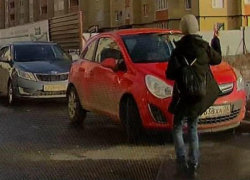 В Ставрополе малолетний вандал поцарапал чужие машины