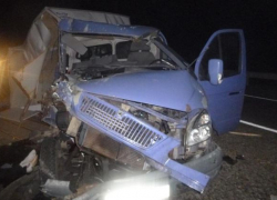 На Ставрополье водитель «Газели» столкнулся с КАМАЗом