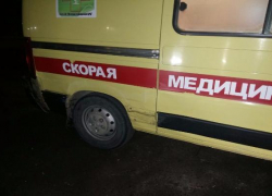 Реанимационный автомобиль с пострадавшим в ДТП столкнулся с ВАЗ-2107