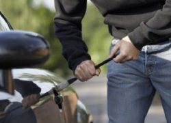 На Ставрополье задержали двоих угонщиков авто за сутки