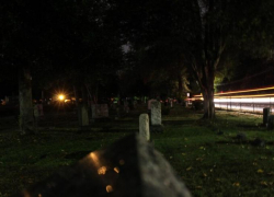 Две пьяные женщины до смерти избили собутыльника на кладбище в Михайловске