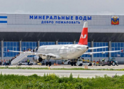 Рейсы в аэропорту Минеральных Вод задерживают из-за снегопада на Ставрополье