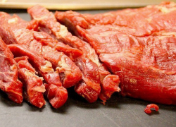 Продавец обманул собственного поставщика мяса на 250 тысяч рублей