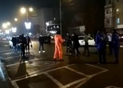 Ранее судимые жители Пятигорска попытались устроить драку с работниками скорой и полицейскими