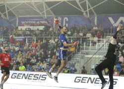 Снова 41 гол — и путевка в четвертый тур: гандболисты «Виктора» в Ставрополе повторно одолели греков