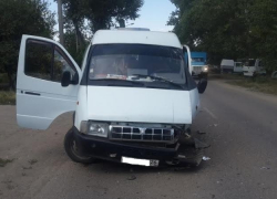 Два пассажира маршрутки получили травмы при столкновении в Зеленокумске