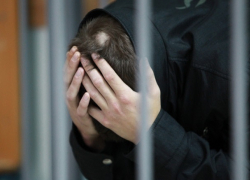 Приревновавший 22-летнюю девушку мужчина жестоко расправился с ней в Ставрополе