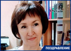 Руководитель школы № 11 Невинномысска Галина Рябова отмечает день рождения
