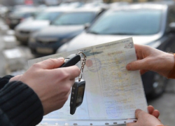 На Ставрополье мошенник сдал на металлолом похищенный автомобиль