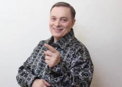 Смените цвет! Ставропольский продюсер Разин грозит очередным «плагиаторам» исками на 2 миллиона долларов