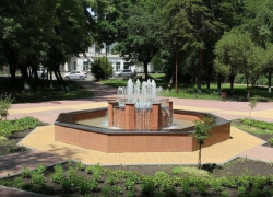 Фонтан в сквере Ставрополя между цирком и лицеем №8 отремонтируют почти за 12 миллионов рублей