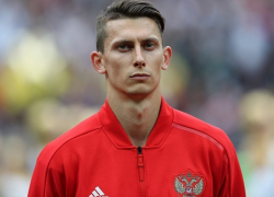 Ставропольцем Кутеповым заинтересовались "Фиорентина" и "Лион" 