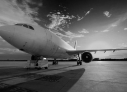 Плохое самочувствие летевшего в Минеральные Воды пенсионера обернулось гибелью в аэропорту 