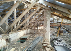 В Ессентуках во время капремонта на крыше насмерть разбился рабочий