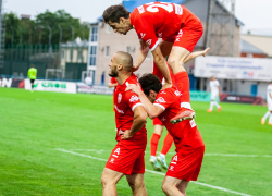 Снова 2-1: футболисты «Машука-КМВ» в Пятигорске отпраздновали вторую викторию в сезоне