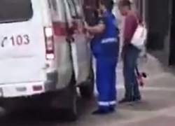 Бродячая собака покусала двоих детей в центре Кисловодска