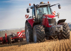 Новые образцы сельхозтехники показали на выставке «День поля» в Ставропольском крае