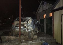 В Лермонтове "Хендай" столкнулся с деревом: водитель погиб, а хозяйка авто находится в больнице