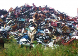 В Кировском районе квартиросъемщики украли металлическую беседку