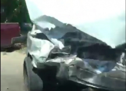 Две "семерки" разбились вдребезги на Ставрополье и попали на видео