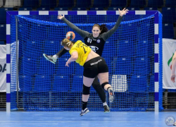 Фаворитки показали класс: гандболистки «Ставрополья-СУОР» уступили московским армейкам