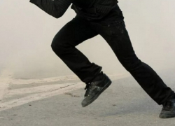 Трусливый наркоман пустился наутек при виде полицейских и выдал себя на  Ставрополье