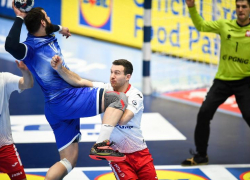 Мир с «панами»: российские гандболисты на Евро-2023 вырвали ничью у поляков 