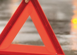 Иномарка и грузовик столкнулись в Минеральных водах