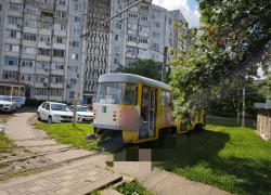 Мужчину в Пятигорске насмерть переехал трамвай 