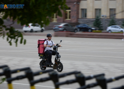 Курьеры в Ставропольском крае получают зарплату почти в 200 тысяч рублей