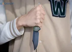 Пьяный пассажир пытался зарезать мужчину в поезде «Кисловодск — Тында»