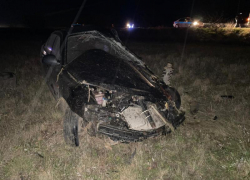 Водитель-бесправник погиб в опрокинувшейся легковушке на трассе в Шпаковском округе