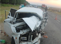 Мужчина на ВАЗе погиб в страшном столкновении после выезда на "встречку" в Ставропольском крае