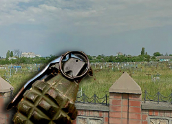 Взрыв боевой гранаты произошел на кладбище Георгиевска