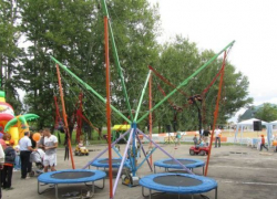 Две девочки ранены при падении карусели в Кисловодске