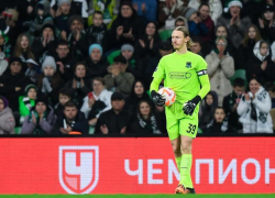 Суд ограничил встречи ставропольского вратаря Матвея Сафонова с дочерью 