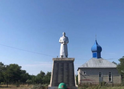 Памятник погибшим в годы ВОВ односельчанам в ставропольском Бурукшуне признали объектом культурного наследия