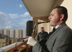 «Под ритм карантинного блюза»: ставропольский саксофонист Игорь Ермошкин попал в зарубежные СМИ