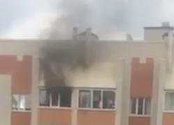 Появилось видео серьезного пожара в квартире на улице Тухачевского Ставрополя