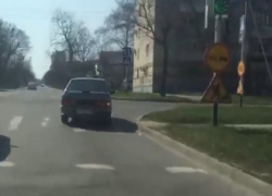 Ремонтируют хороший асфальт, больше проблемных дорог нет в городе? - водитель из Ставрополя