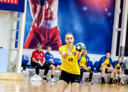 Домой — без побед: гандболистки «Ставрополья-СУОР» потерпели шесть поражений подряд