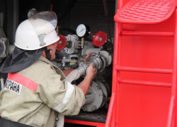 Гостевой домик горел на Сенгилеевском водохранилище