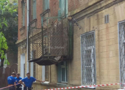 После ливня в Ставрополе обрушился балкон исторического здания 