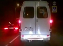 Доли секунды отделили семью с маленькими детьми от страшной смерти на пешеходном переходе в Ставропольском крае