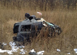 На Ставрополье грузовая фура столкнулась с легковушкой: погиб один человек