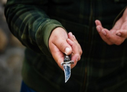 Двое мужчин ограбили и избили инвалида в Ставрополе