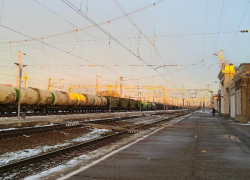 Поезд насмерть сбил пешехода в Невинномысске