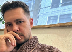 Актера Милоша Биковича застали на отдыхе в Кисловодске