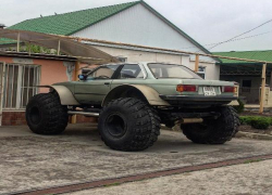 Вездеходный автомобиль из старого "БМВ" сделал житель Ставрополя